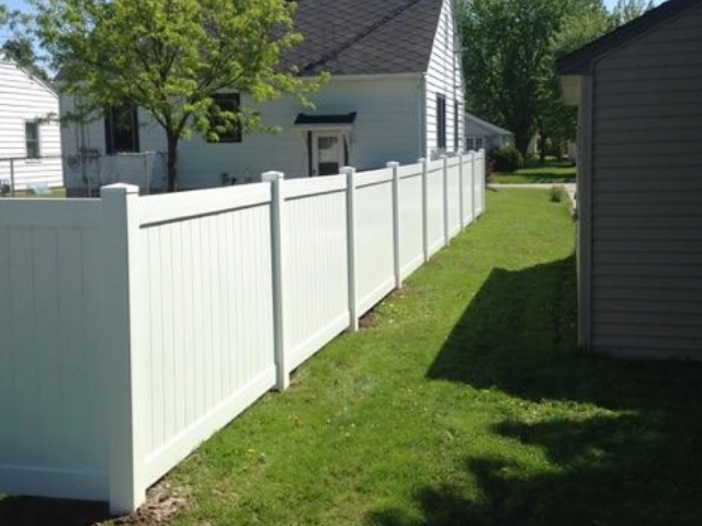 Fence and Deck Beloit WI
